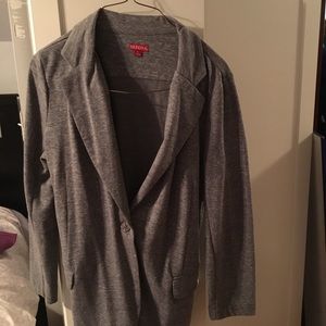 Women’s gray blazer